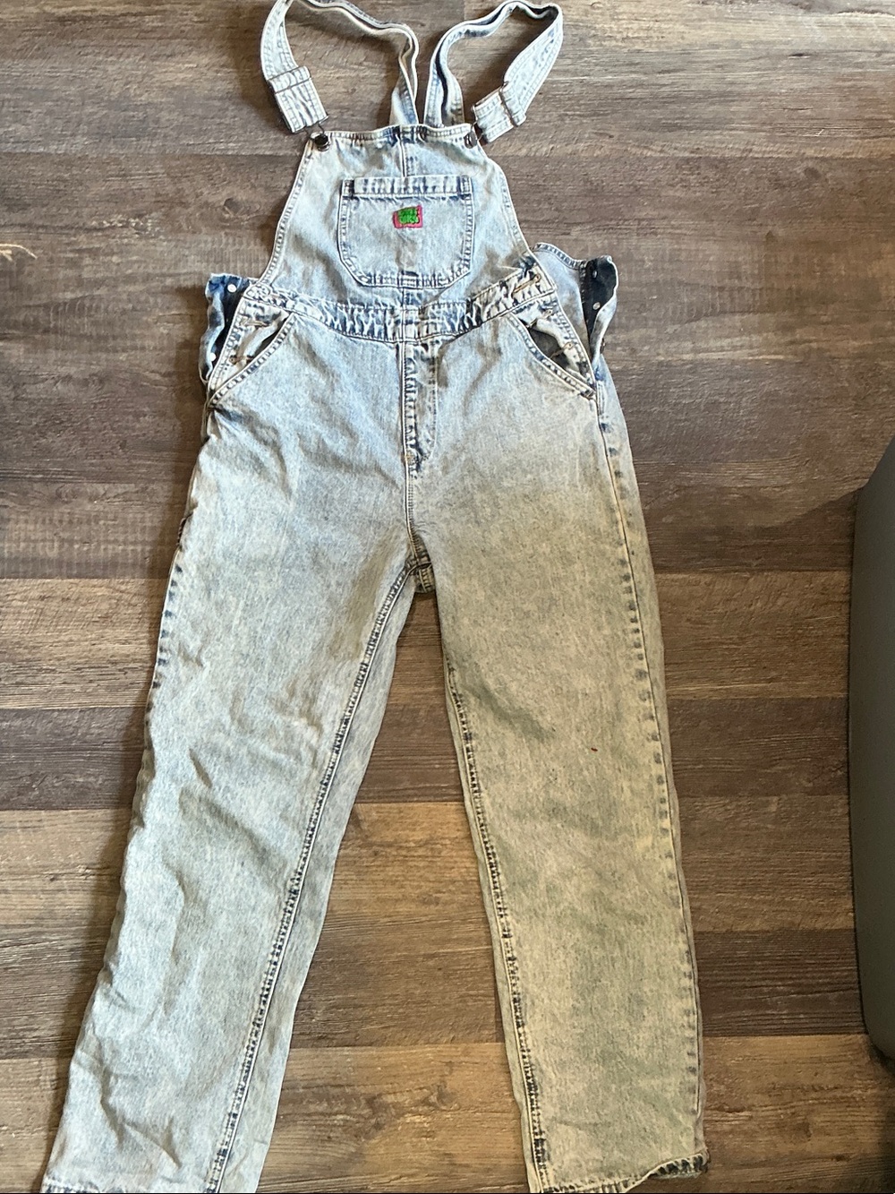 Empyre Light Acid Wash Denim Overalls in Faded Blue Size Small